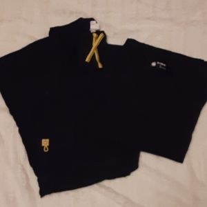 Women's navy scrub set